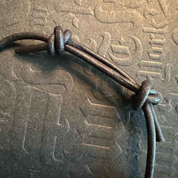 ARTISAN Green Jadeite Jade Metal Bead Knotted Brown Leather Adjustable Bracelet - Picture 4 of 7